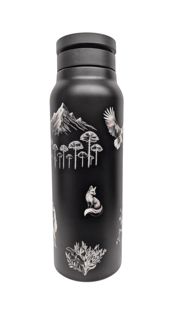 Diseño sin título (20).png Botella térmica magnética 710ml Negra Colección Ecosistemas de Chile Trawül Trawül